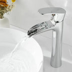 Torneira alta monocomando cascata cromada para banheiro