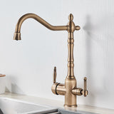 Torneira cozinha Royal Élan variante bronze antigo Antique Brass com filtro monocomando acabamento envelhecido elegante