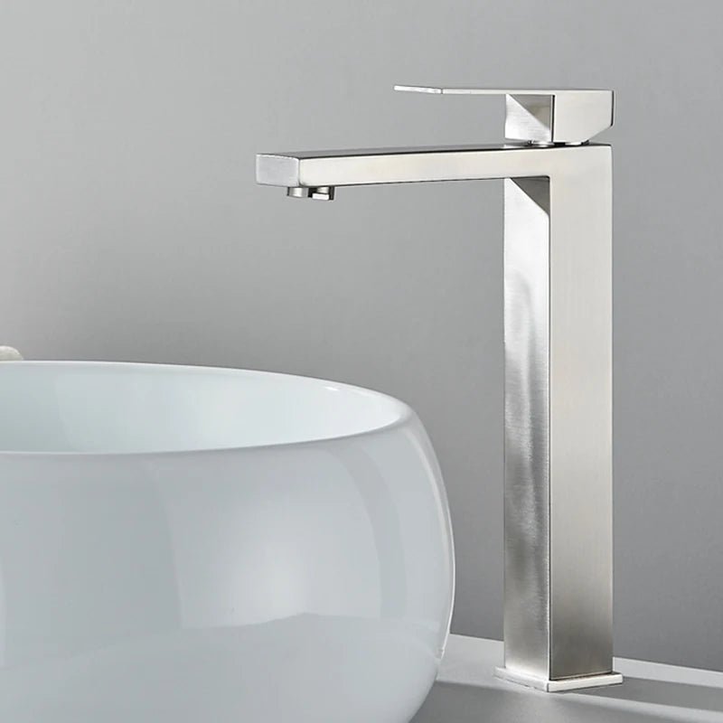 Torneira Para Banheiro Monocomando Misturador Modelo Fluence - Níquel Escovado Alto