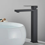 Torneira Para Banheiro Monocomando Misturador Modelo Fluence - Preto Alto