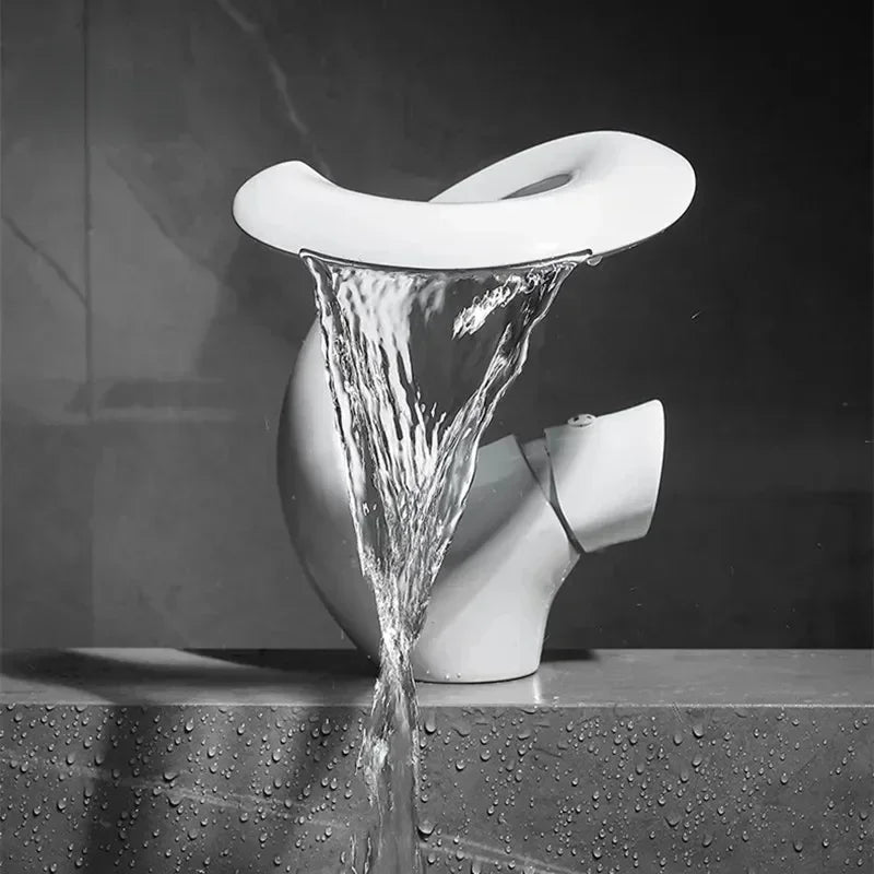 Torneira Monocomado Para Banheiro Misturador Modelo Vintage Lumiere - imagem do produto 5