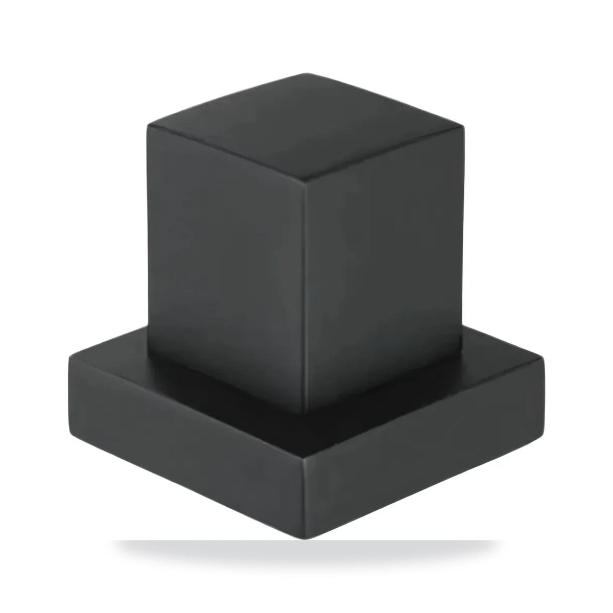 Acabamento quadrado preto fosco para registro de chuveiro, foto de catálogo em fundo branco
